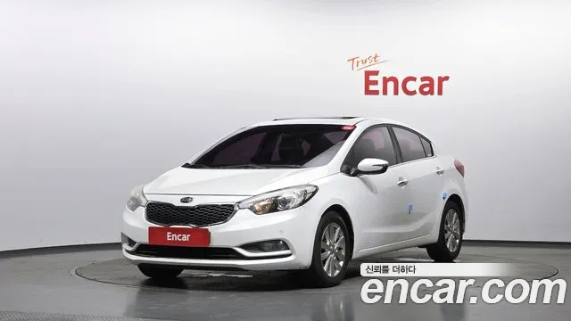Kia K3 2015 — photo 1