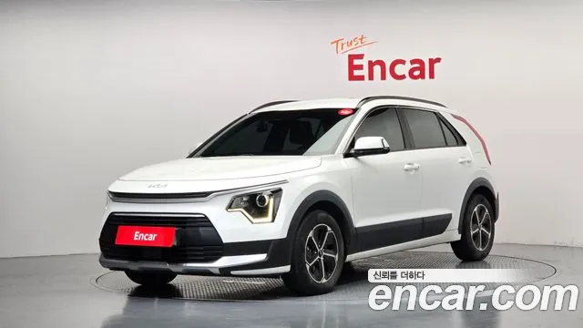 Kia Niro 2022 — photo 1
