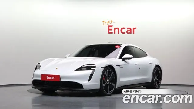 Porsche Taycan 2021 — photo 1