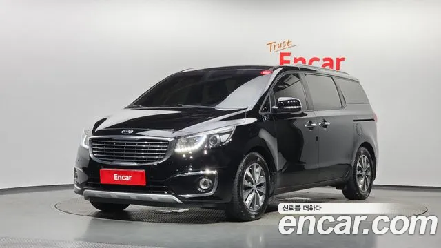 Kia Canival 2018 — photo 1