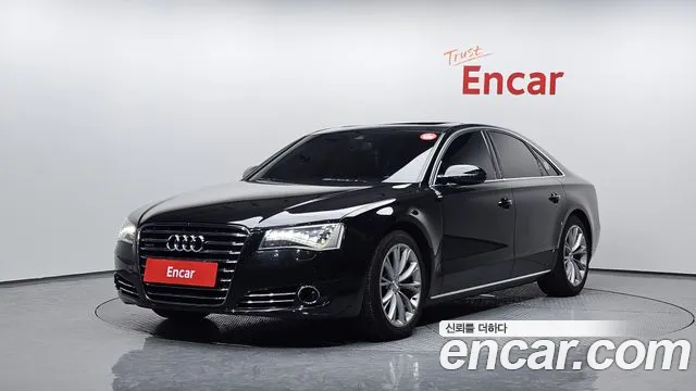 Audi A8 2011 — photo 1