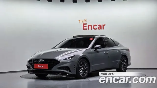 Hyundai Sonata 2022 — photo 1
