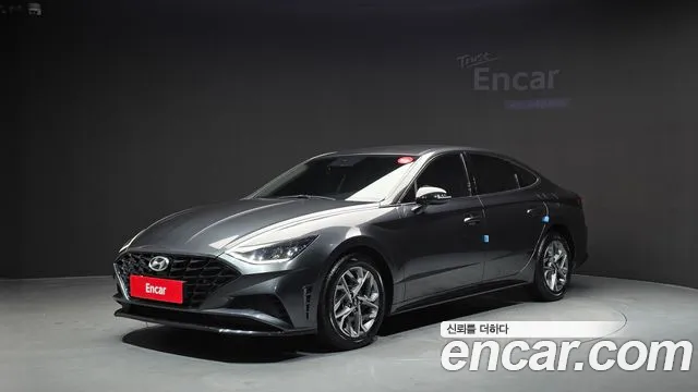 Hyundai Sonata 2022 — photo 1