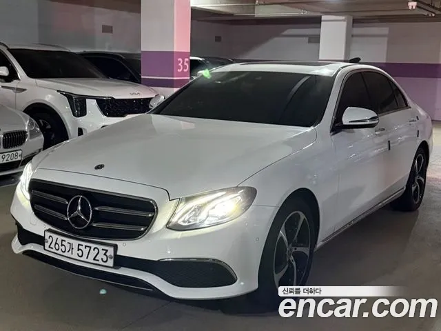 Mercedes-Benz E-Class 2020 — photo 1