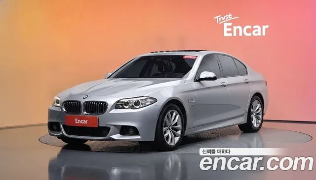 BMW 5-Series 2016 — photo 1