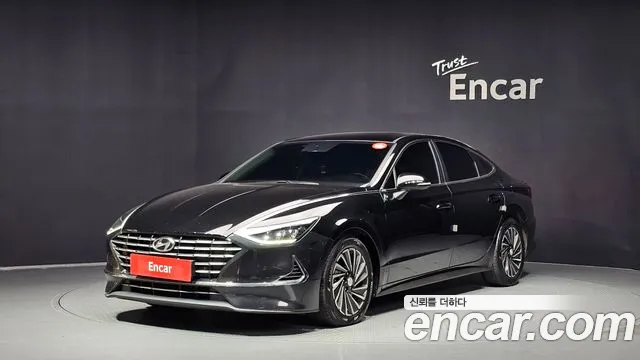 Hyundai Sonata 2022 — photo 1