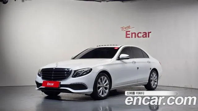 Mercedes-Benz E-Class 2018 — photo 1