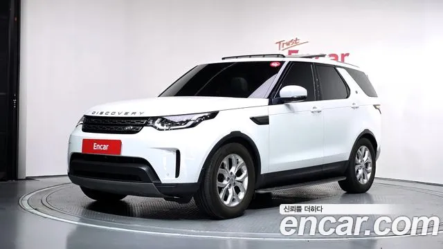 Land Rover Discovery 2019 — photo 1
