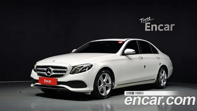 Mercedes-Benz E-Class 2018 — photo 1