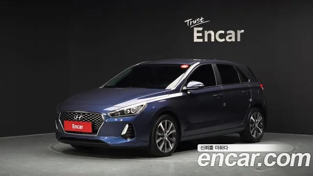 Hyundai i30 2017 — photo 1