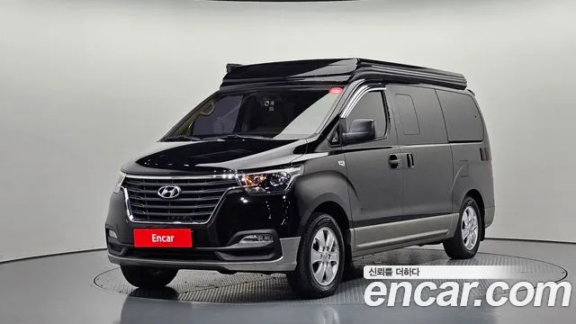 Hyundai Starex 2019 — photo 1