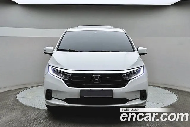 Honda Odyssey 2023 — photo 1