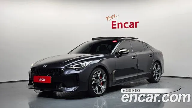 Kia Stinger 2019 — photo 1