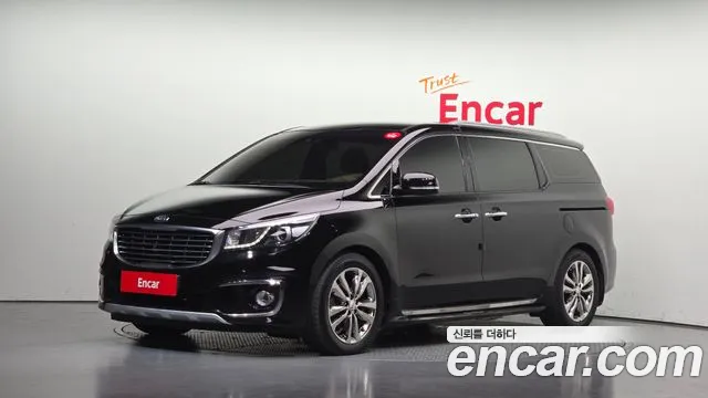 Kia Canival 2018 — photo 1
