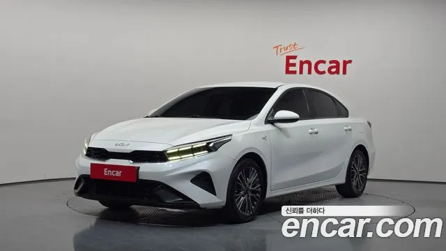 Kia K3 2022 — photo 1