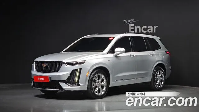 Cadillac XT6 2020 — photo 1