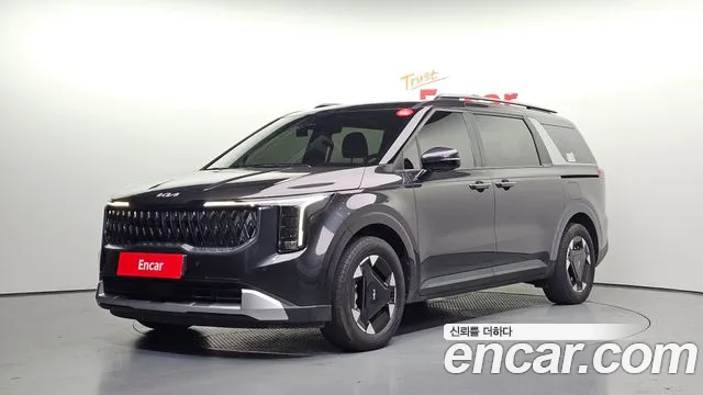 Kia Canival 2025 — photo 1