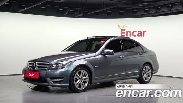 Mercedes-Benz C-Class 2012 — photo 1