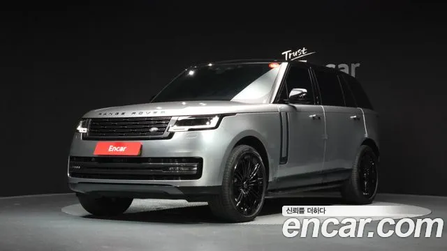 Land Rover Range Rover 2024 — photo 1