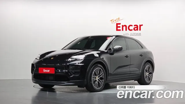 Porsche Macan 2025 — photo 1