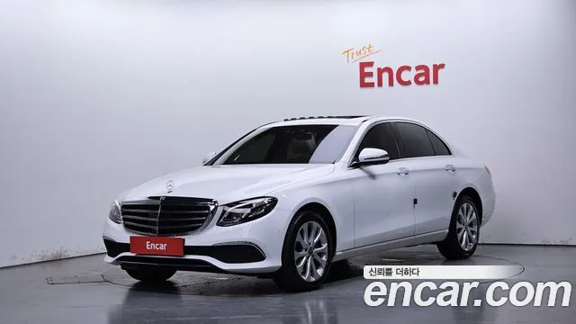 Mercedes-Benz E-Class 2020 — photo 1