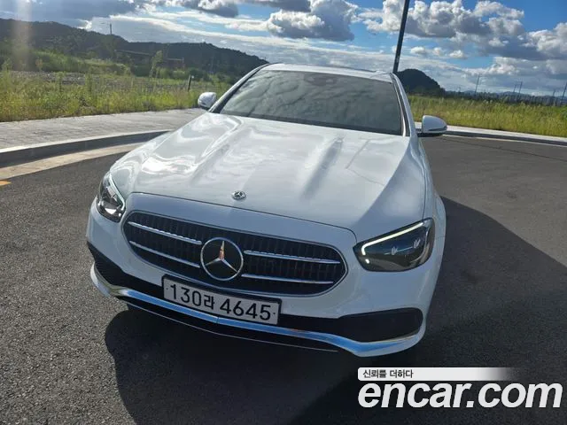 Mercedes-Benz E-Class 2021 — photo 1