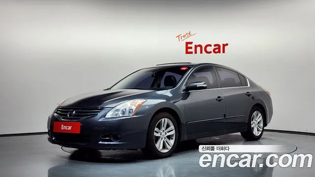 Nissan Altima 2011 — photo 1