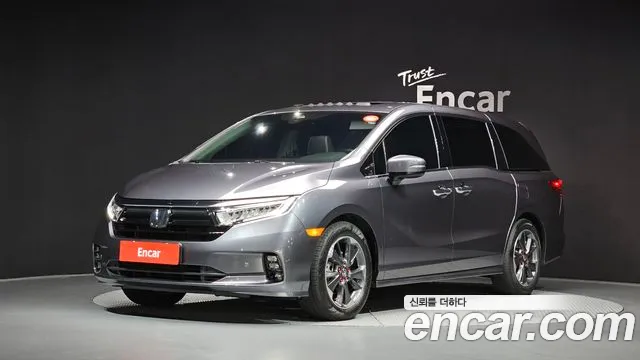 Honda Odyssey 2023 — photo 1