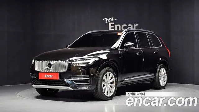 Volvo XC90 2019 — photo 1