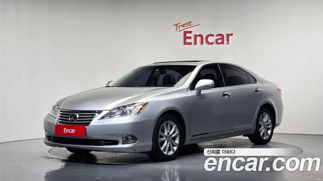 Lexus ES 2010 — photo 1