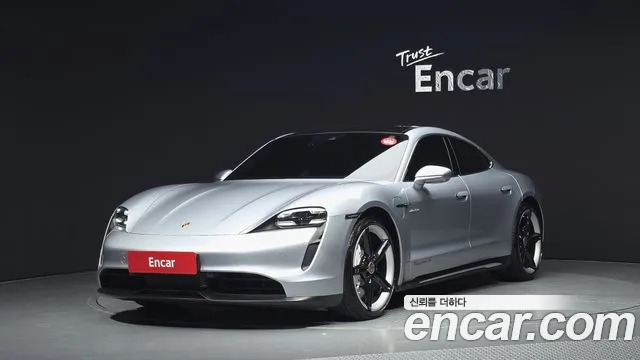Porsche Taycan 2021 — photo 1