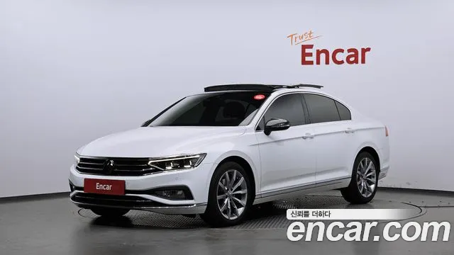 Volkswagen Passat 2021 — photo 1