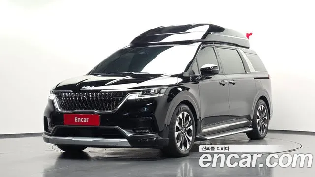 Kia Canival 2023 — photo 1