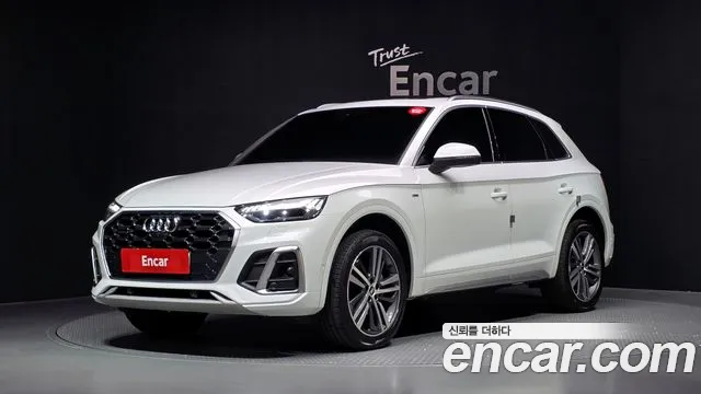 Audi Q5 2021 — photo 1