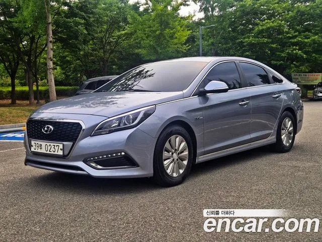Hyundai Sonata 2016 — photo 1