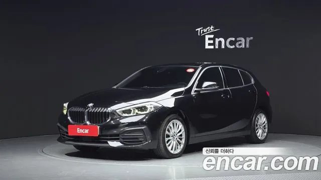 BMW 1-Series 2020 — photo 1