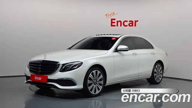 Mercedes-Benz E-Class 2018 — photo 1