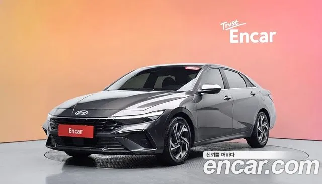 Hyundai AVANTE 2024 — photo 1