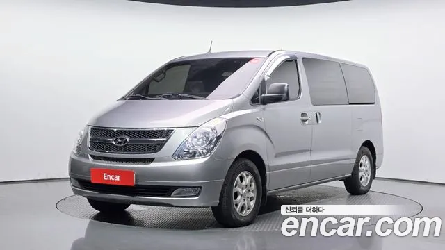 Hyundai Starex 2015 — photo 1