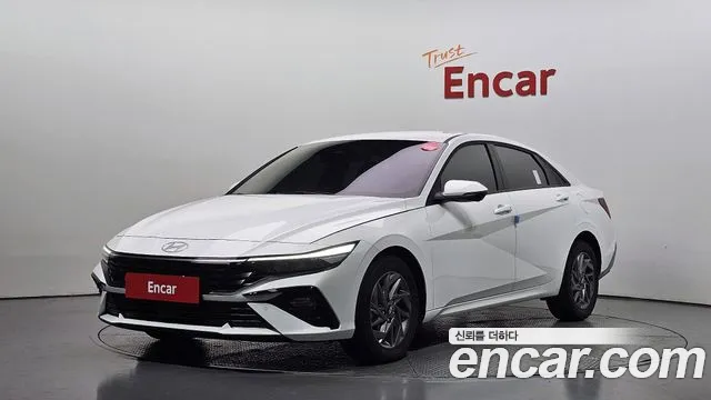 Hyundai AVANTE 2026 — photo 1
