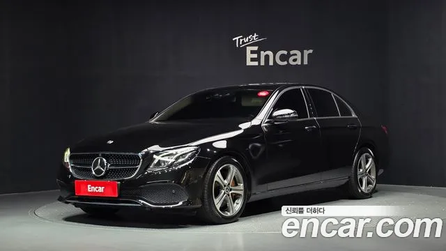 Mercedes-Benz E-Class 2017 — photo 1