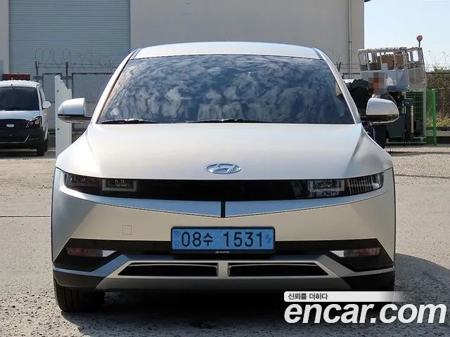 Hyundai Ioniq5 2022 — photo 1