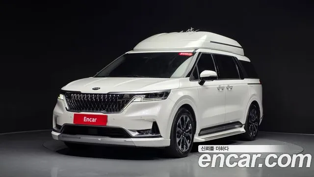 Kia Canival 2021 — photo 1