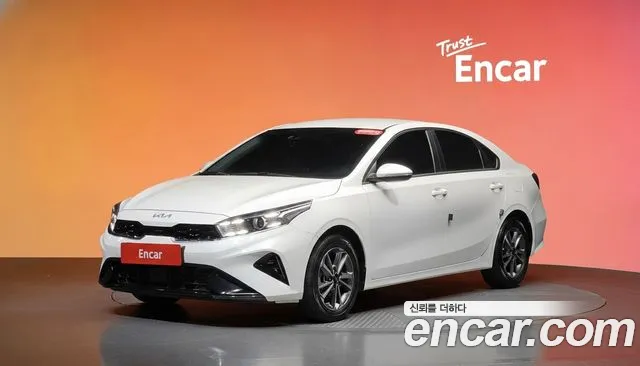 Kia K3 2023 — photo 1
