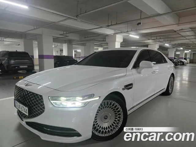 Genesis G90 2019 — photo 1