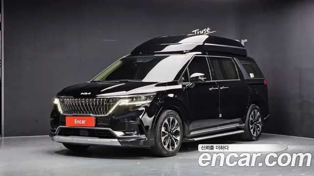 Kia Canival 2022 — photo 1