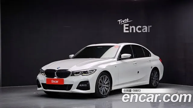 BMW 3-Series 2021 — photo 1