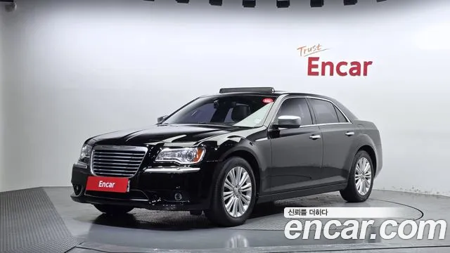 Chrysler 300C 2013 — photo 1