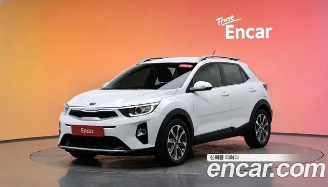 Kia Stonic 2018 — photo 1
