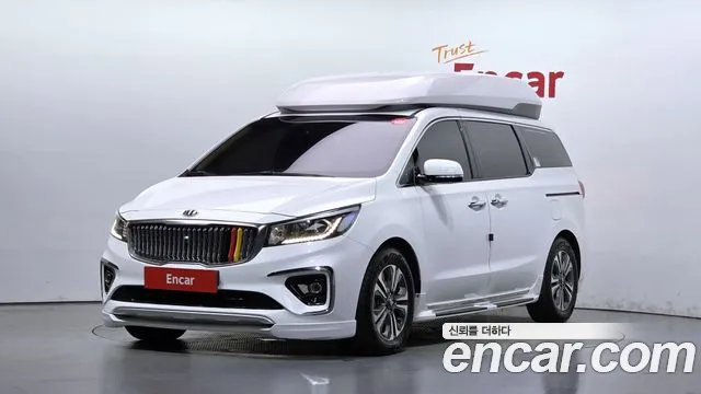 Kia Canival 2019 — photo 1